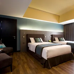 Hailey And Meagan's Nook At F1 Manila Residential At Bgc Near St Luke's Apartahotel
